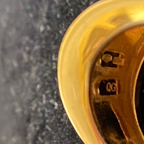 14K Pure Yellow Gold Bold Band Heart Motif Sz 7 - Picture 3 of 4